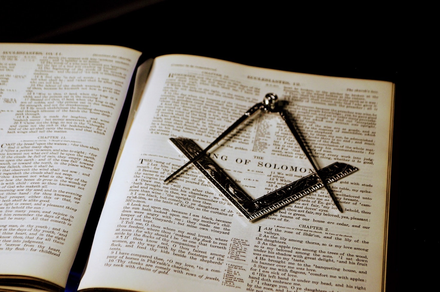 The Benefits of Joining the Illuminati Network